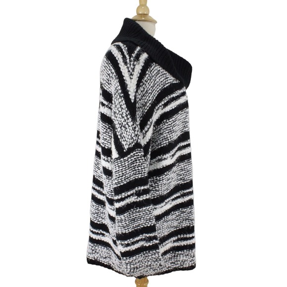 Calvin Klein Cowl Neck‎ Sweater Cape  L/XL Black White Chunky Long Sleeve - Picture 7 of 14